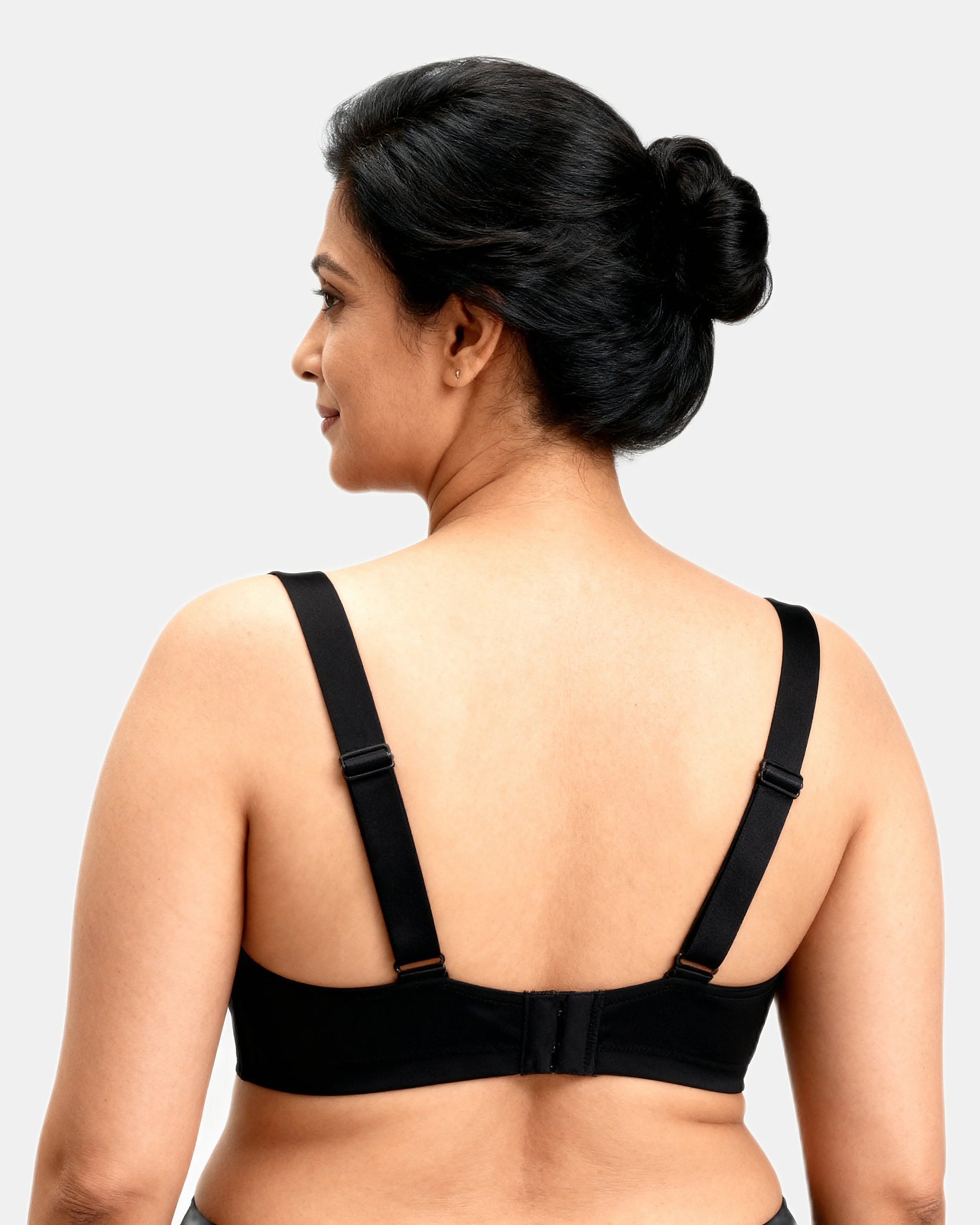 full coverage longline smoothing bra Black — Wear Rose