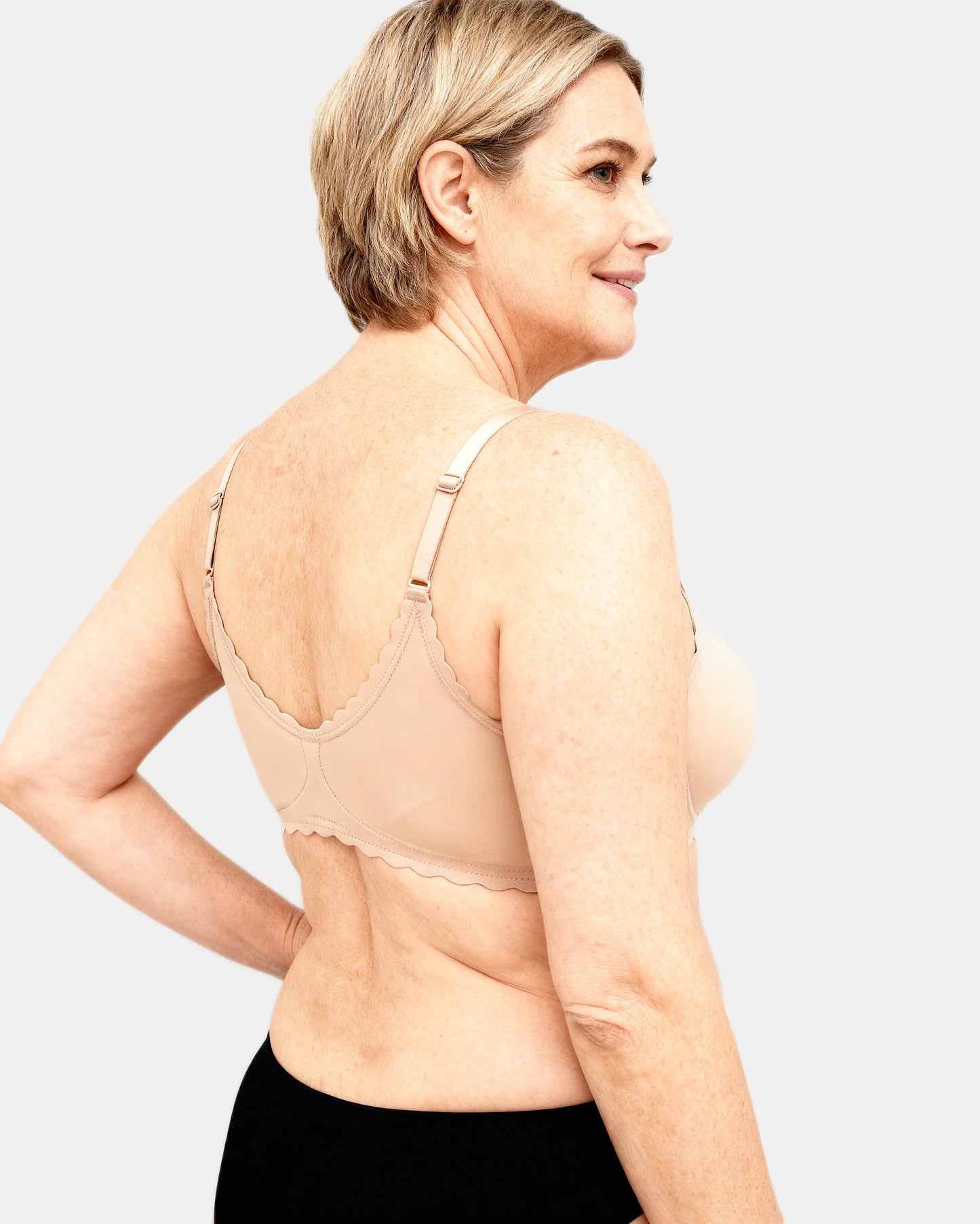 seamless t shirt bra Beige — Wear Rose