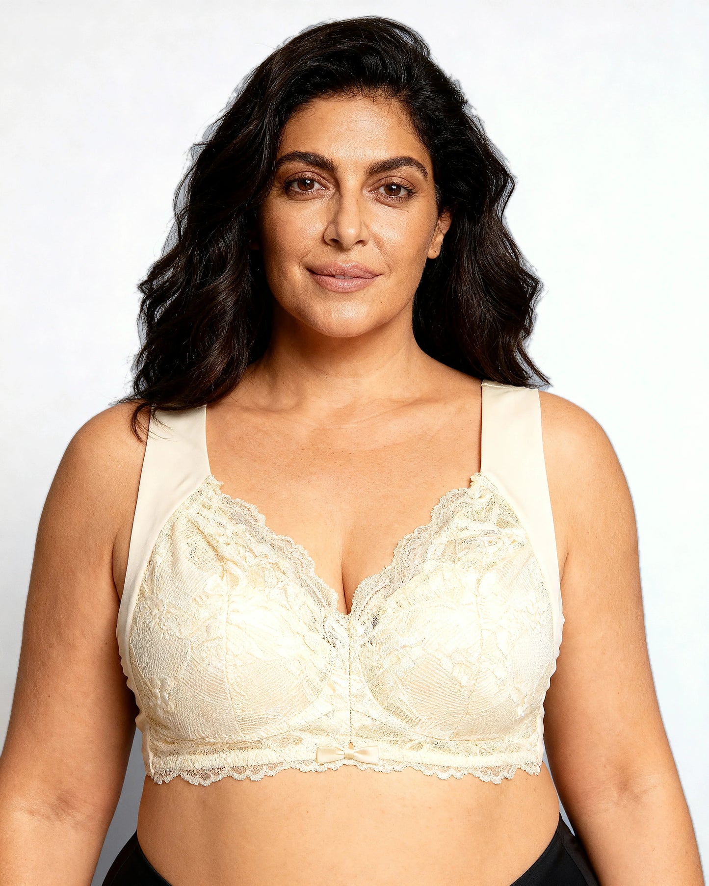 women's wireless lace front-closure bra Cream — Wear Rose